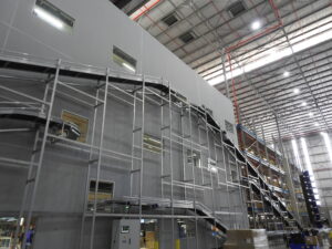 Incline conveyor system installation